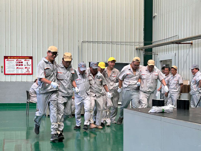 1756888542422705.jpg 301.jpg